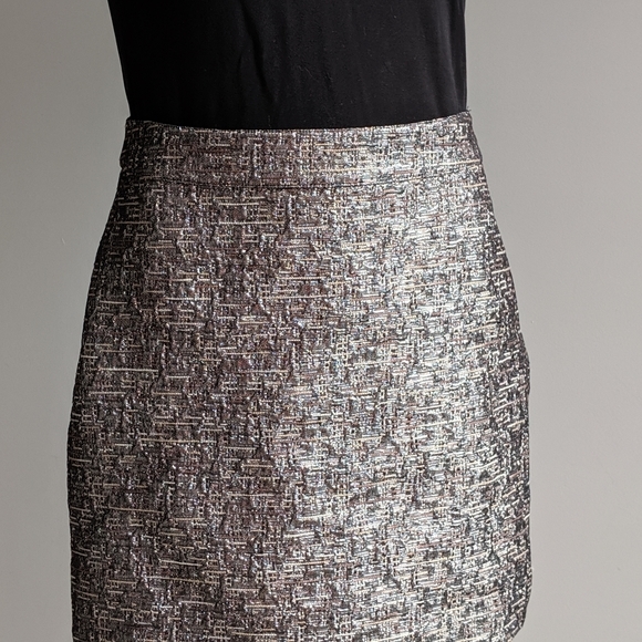 Banana Republic mini skirt - Picture 3 of 13